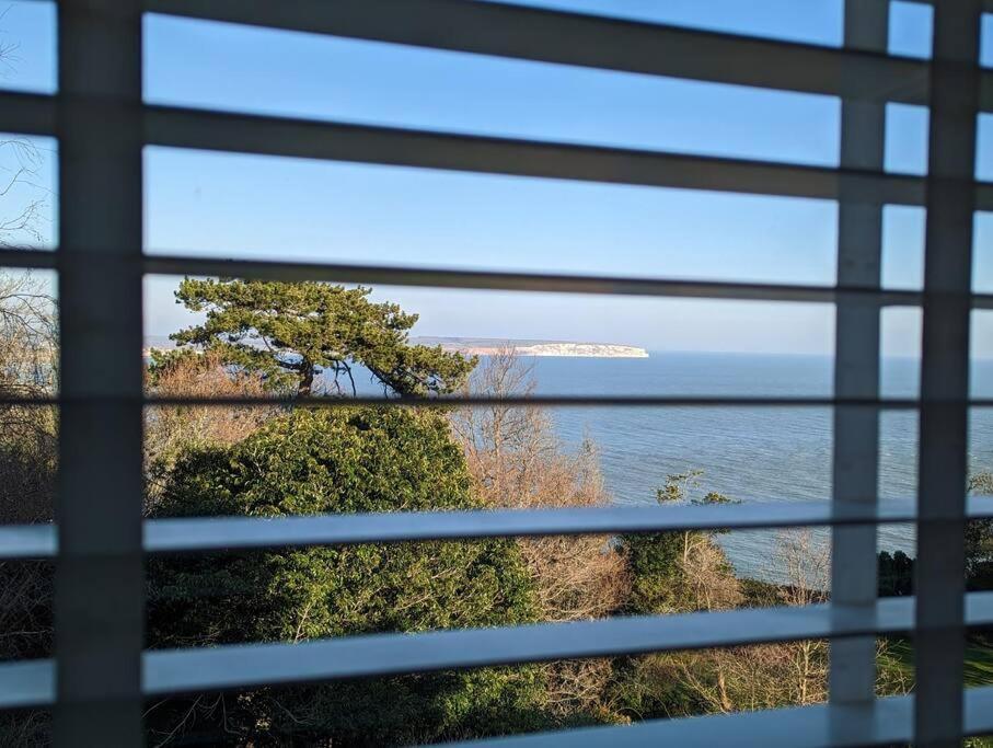 1 Bed Apartment - Sea View Shanklin Exterior foto